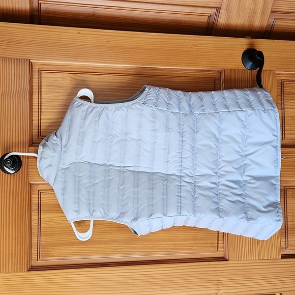 Columbia Vest - Picture 3 of 3